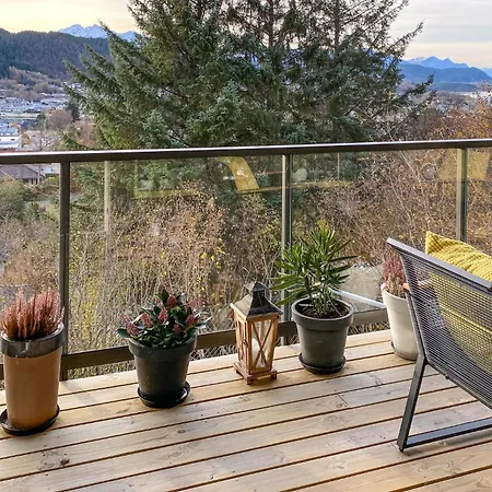 아파트 2 Bedroom Cozy In 올레순